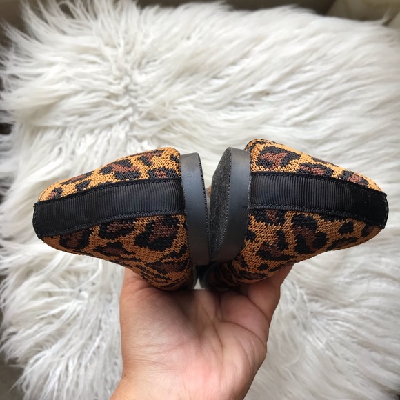 NWT. Mia kids kandi leopard flats. Size 2 - Picture 4 of 5